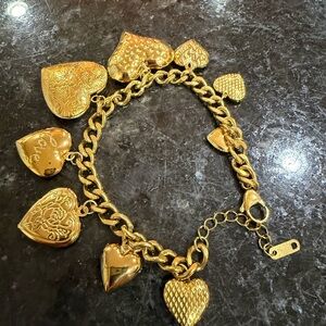 Charming Gold Heart Bracelet